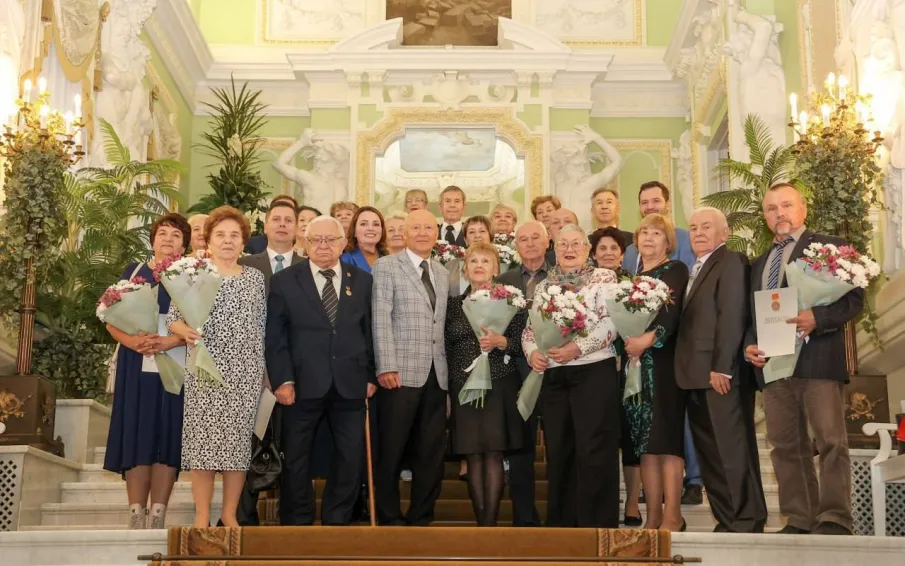 Александру Владимировичу Тимакову торжественно вручили высокую награду – «Заслуженный ветеран Нижегородской области»